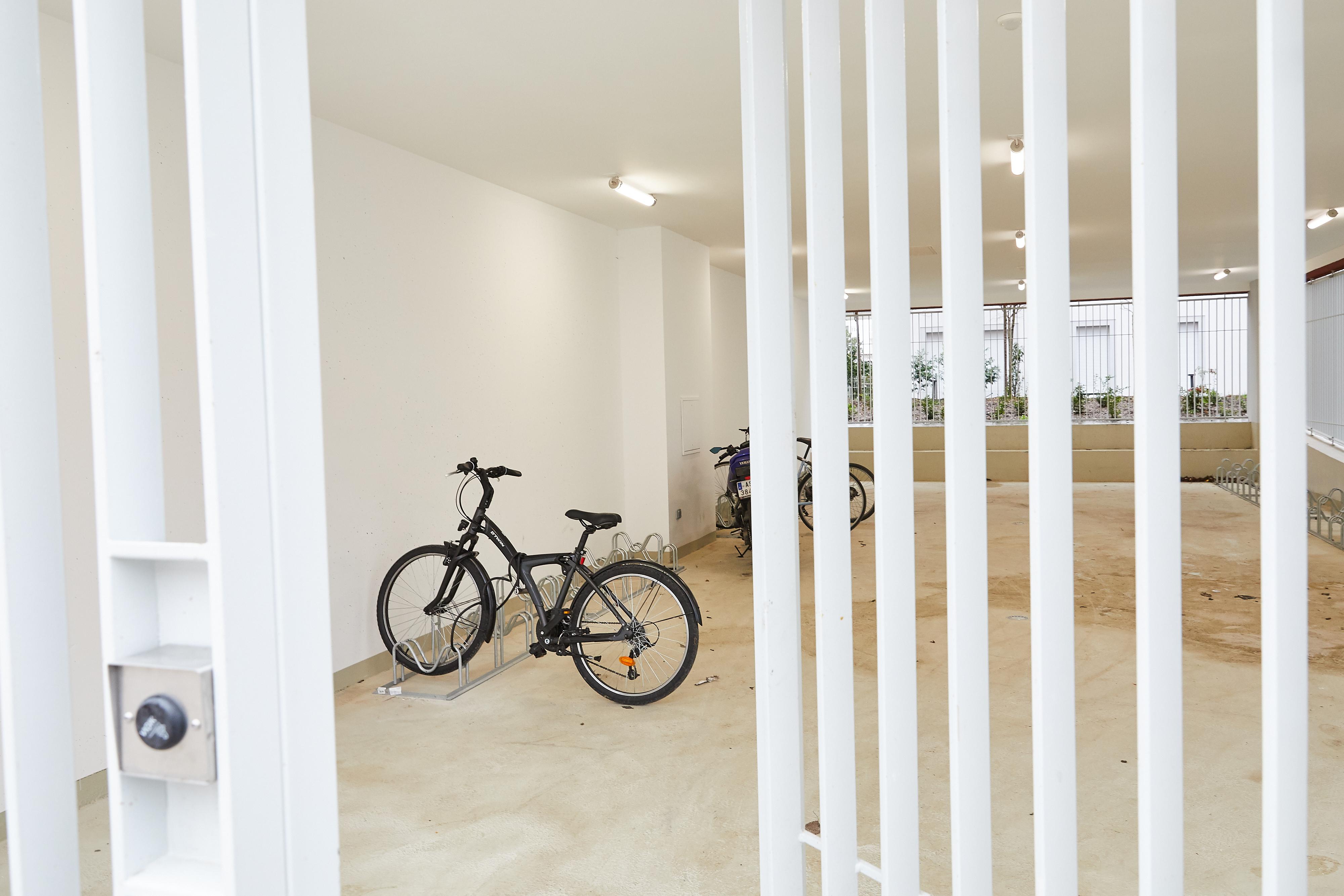 TWENTY CAMPUS SEVRAN photo 9