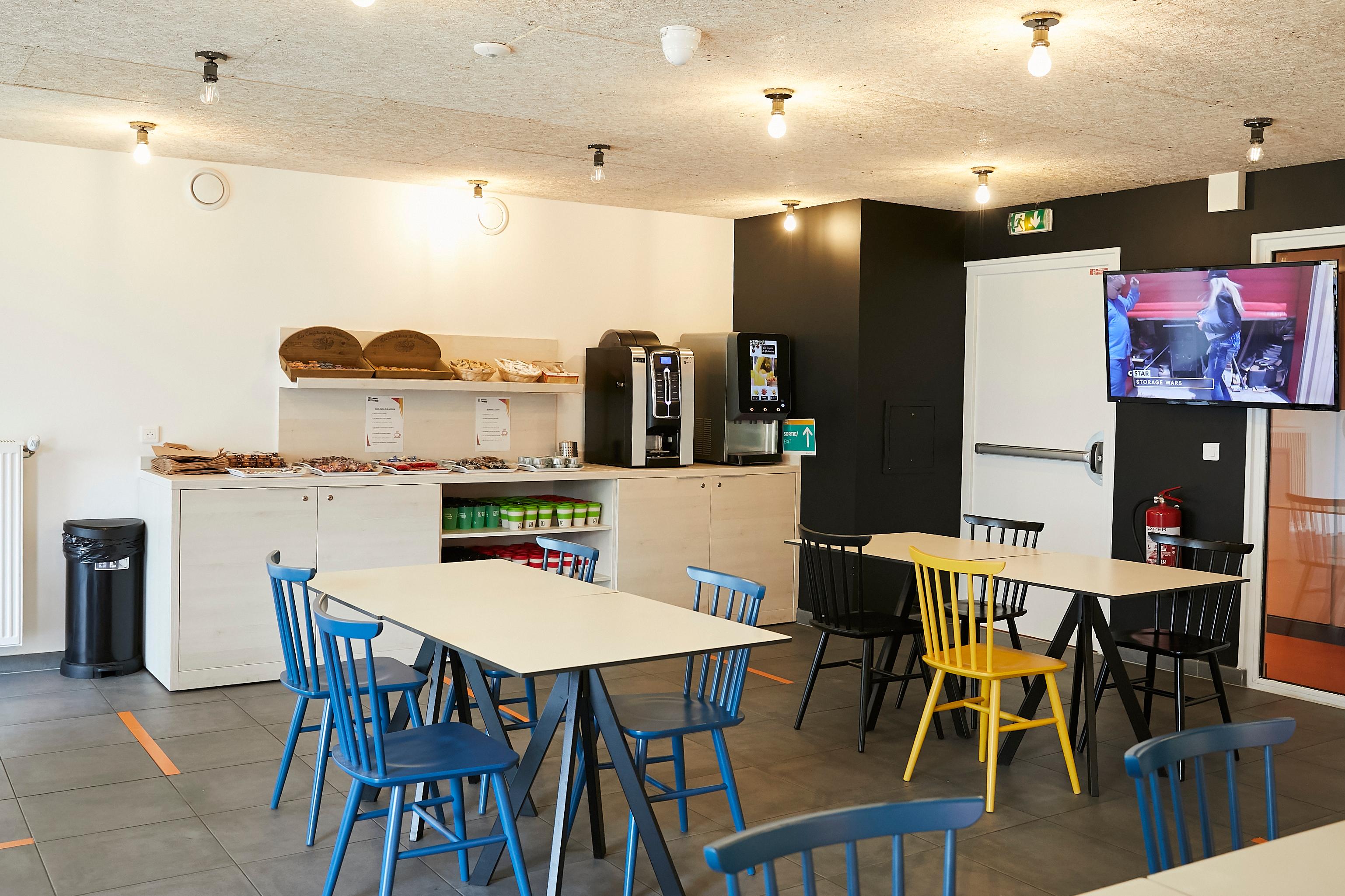 TWENTY CAMPUS GIF SUR YVETTE photo 2