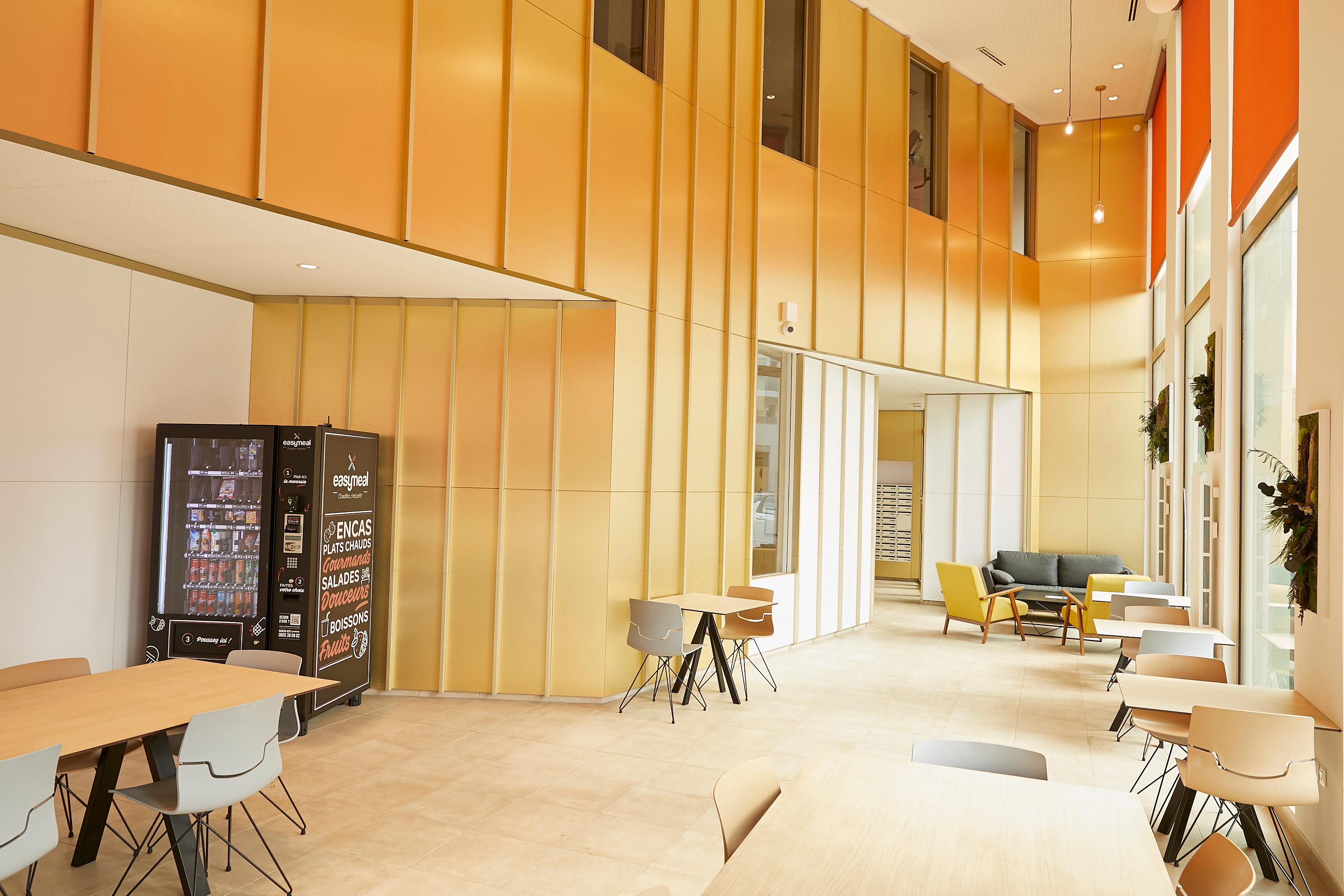 TWENTY CAMPUS GIF SUR YVETTE photo 3