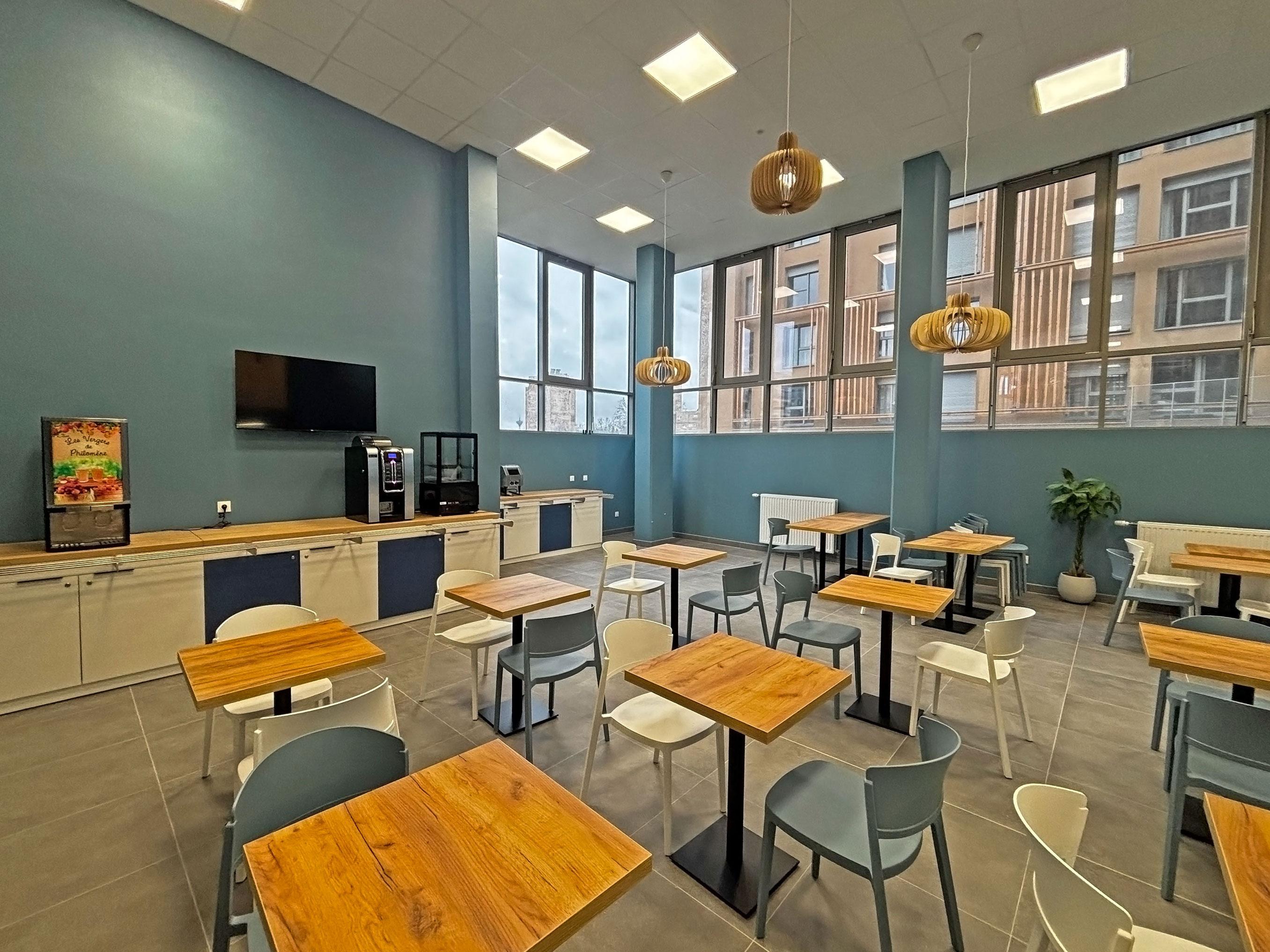 PANTIN STADE MONTBRAND photo 2