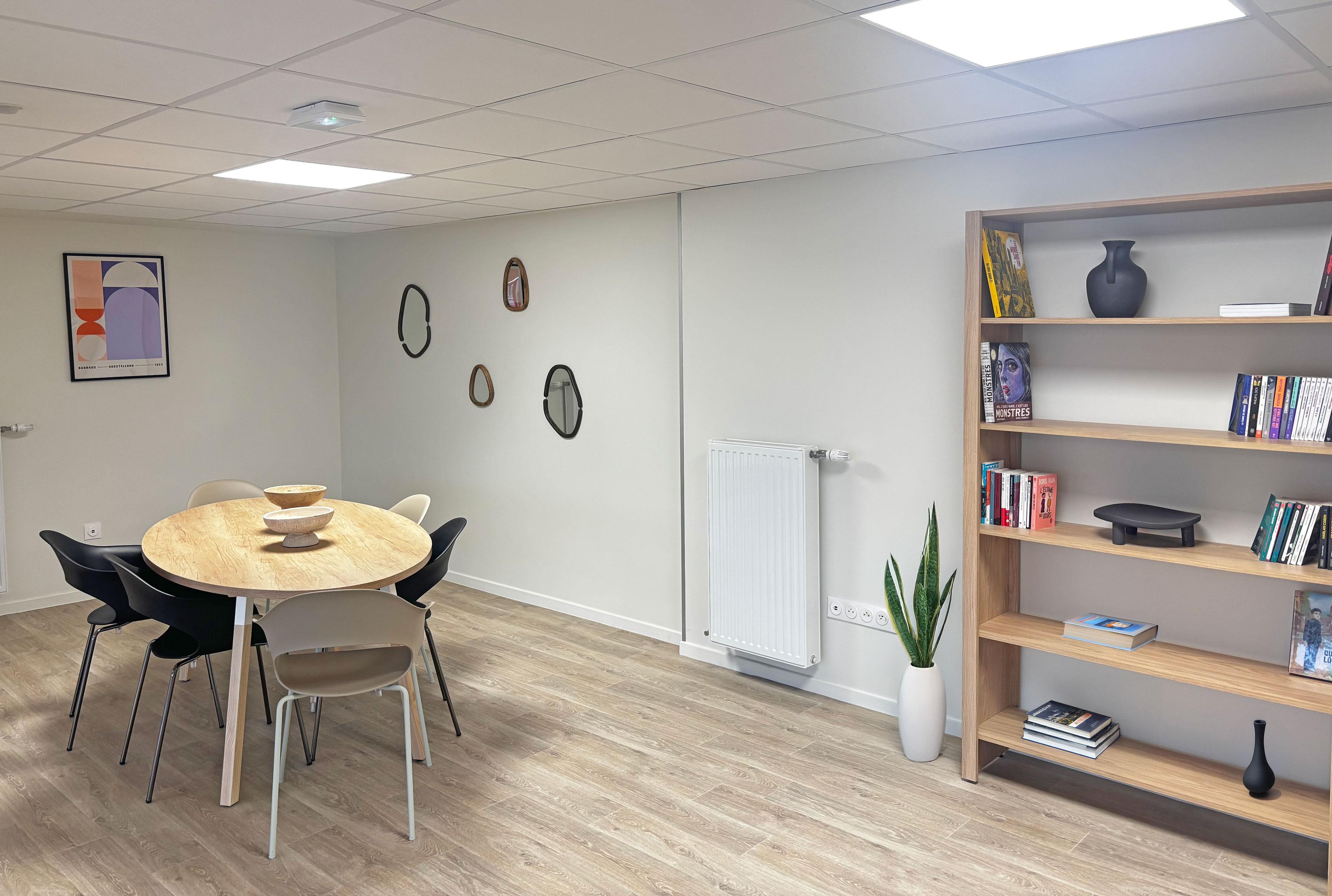 PANTIN STADE MONTBRAND photo 4