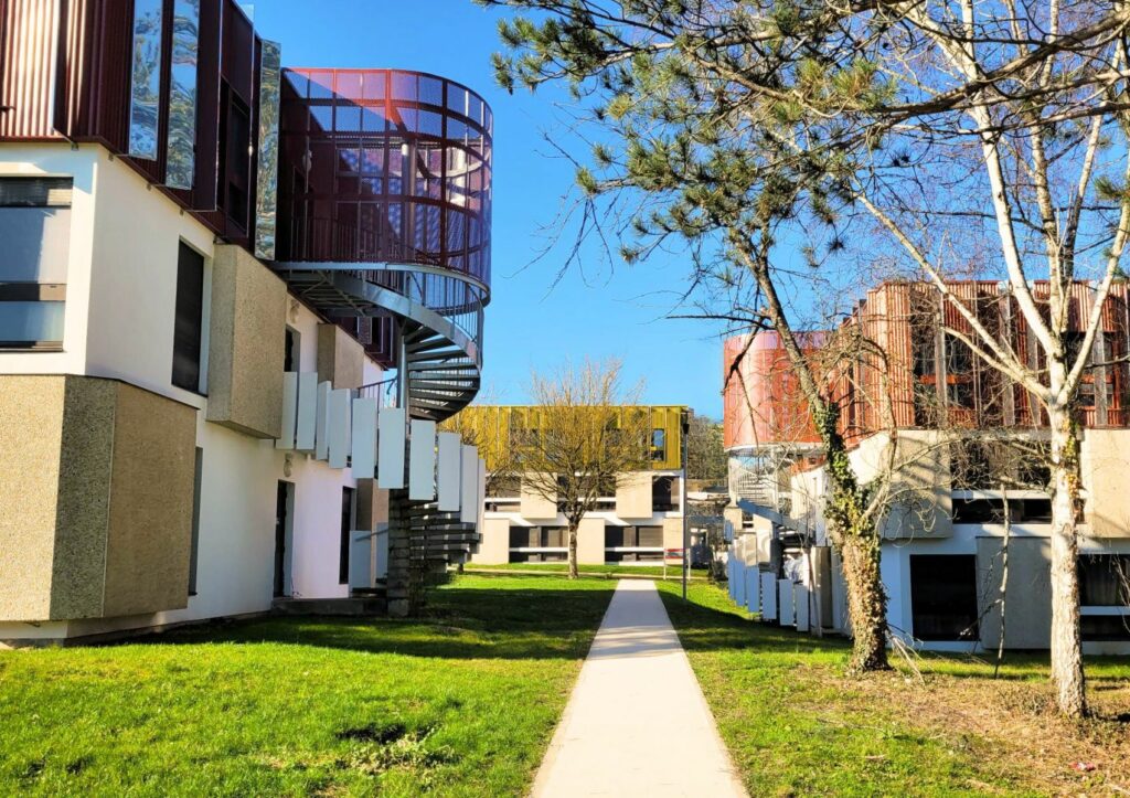 TWENTY CAMPUS JOUY EN JOSAS
