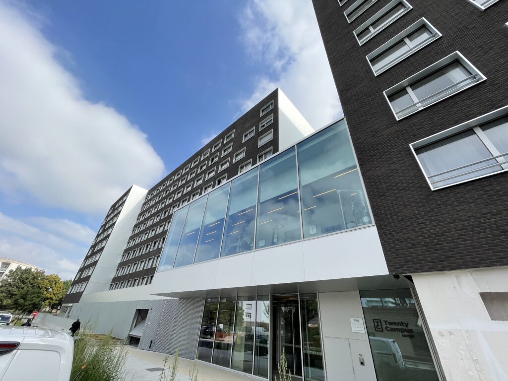 TWENTY CAMPUS ASNIERES SUR SEINE